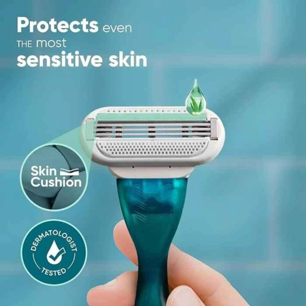 Gillette Venus Smooth Hair Removal Razor with Aloe Vera